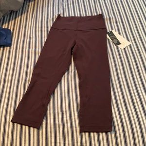 New with tags lululemon align crops!